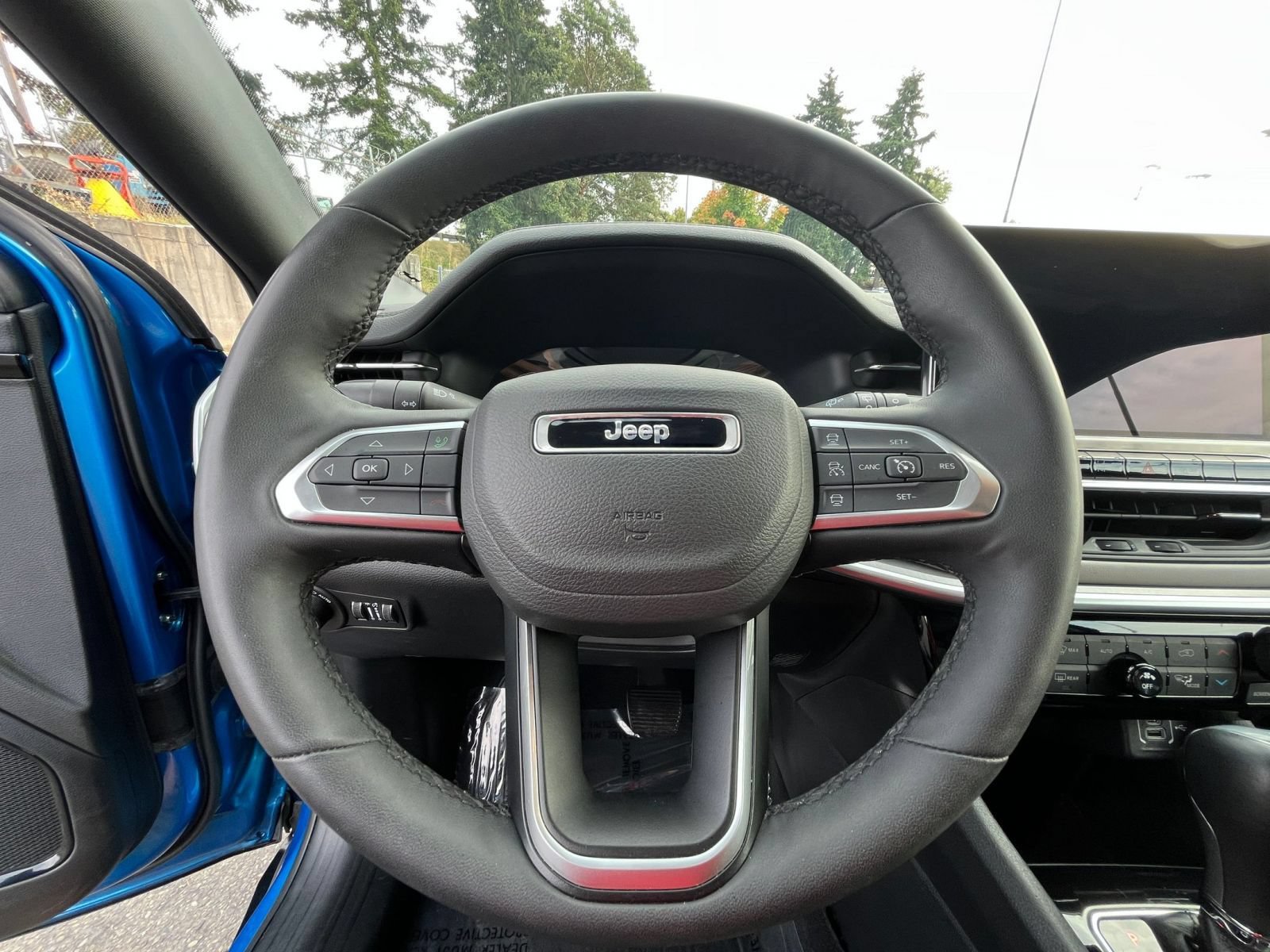 Thumbnail: 2025 Jeep Compass - 28