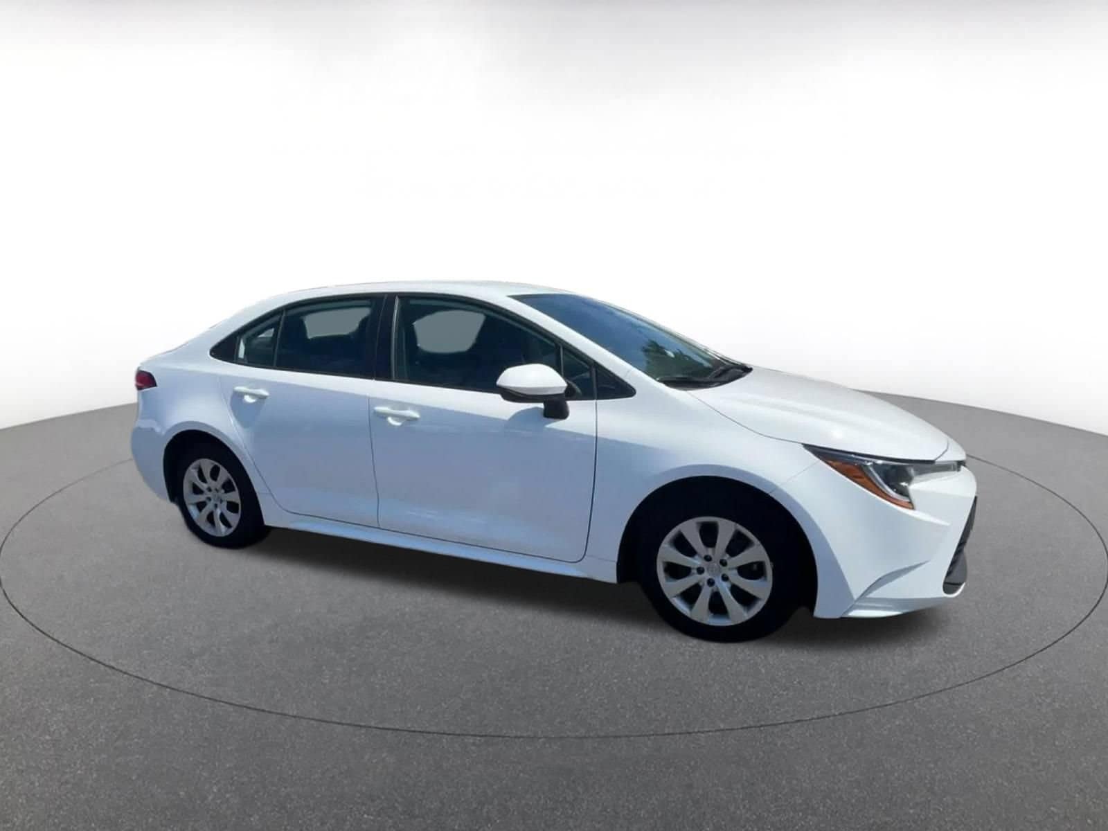 Thumbnail: 2025 Toyota Corolla - 2