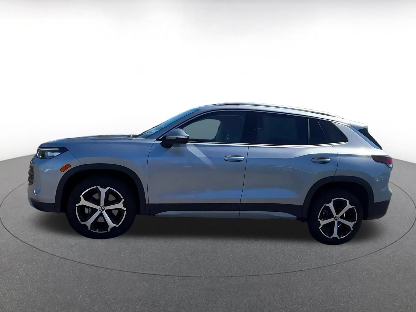 Thumbnail: 2026 Volkswagen Tiguan - 8