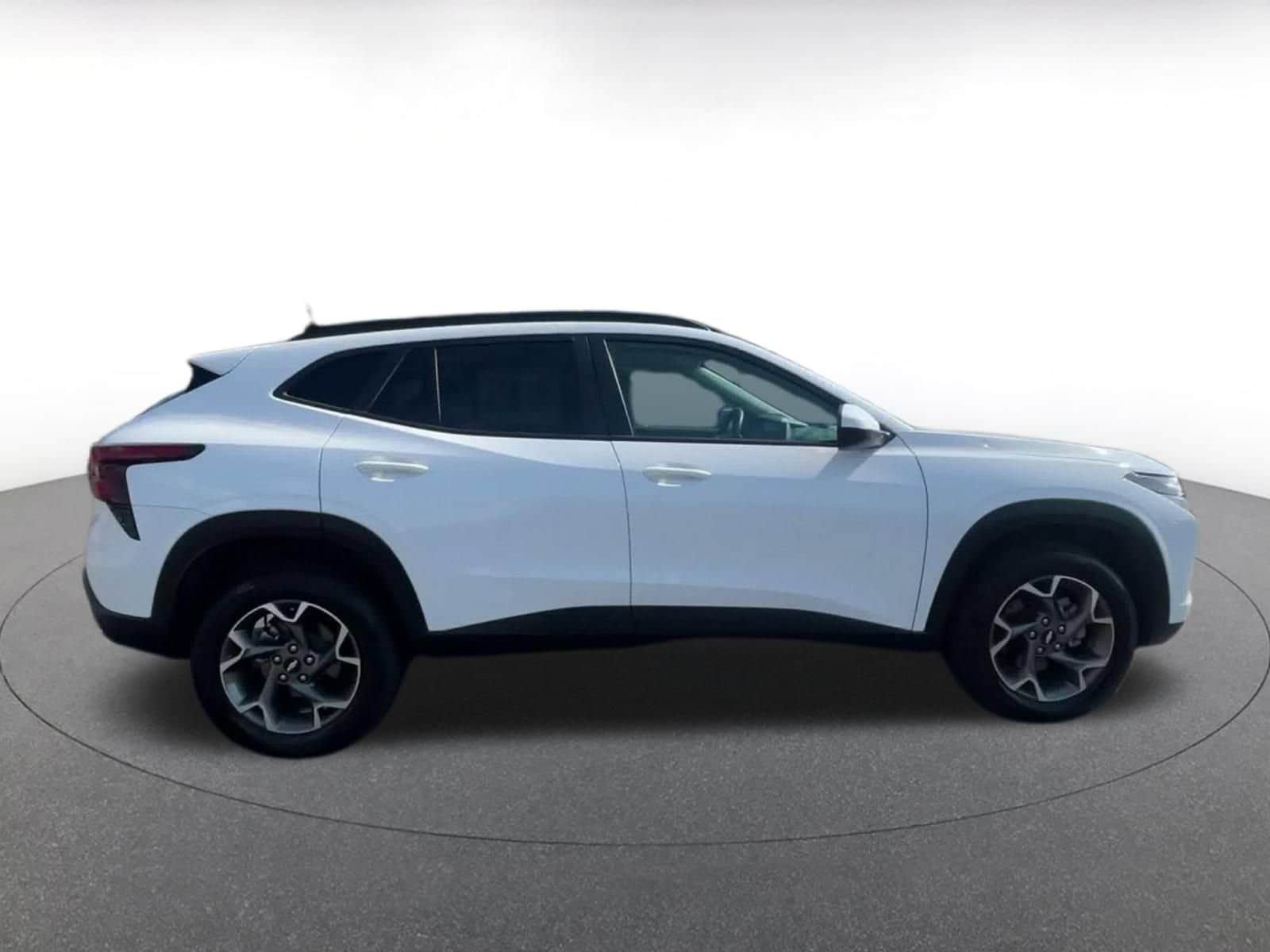 Thumbnail: 2025 Chevrolet Trax - 15