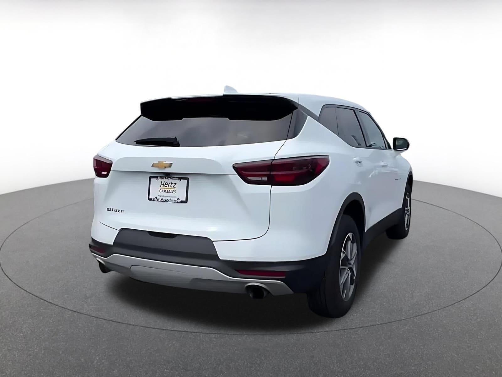 Thumbnail: 2025 Chevrolet Blazer - 13