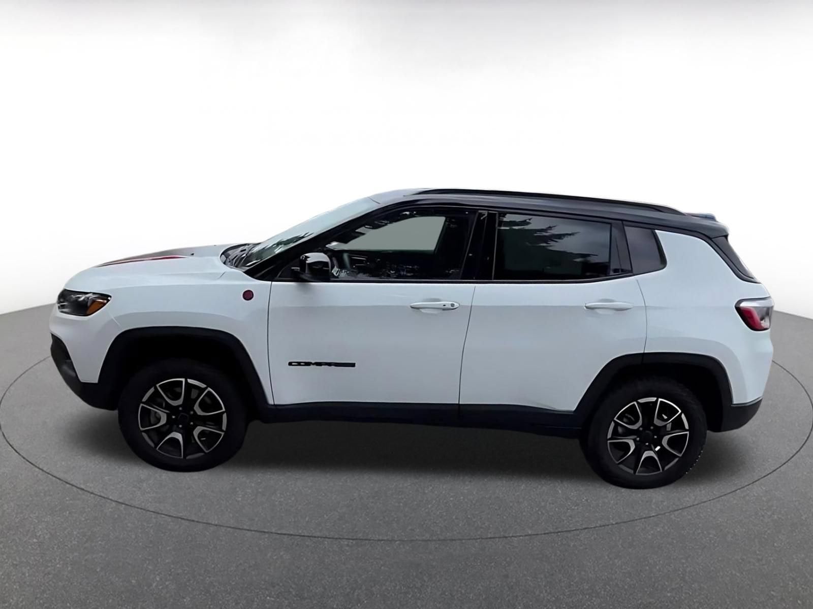 Thumbnail: 2025 Jeep Compass - 8