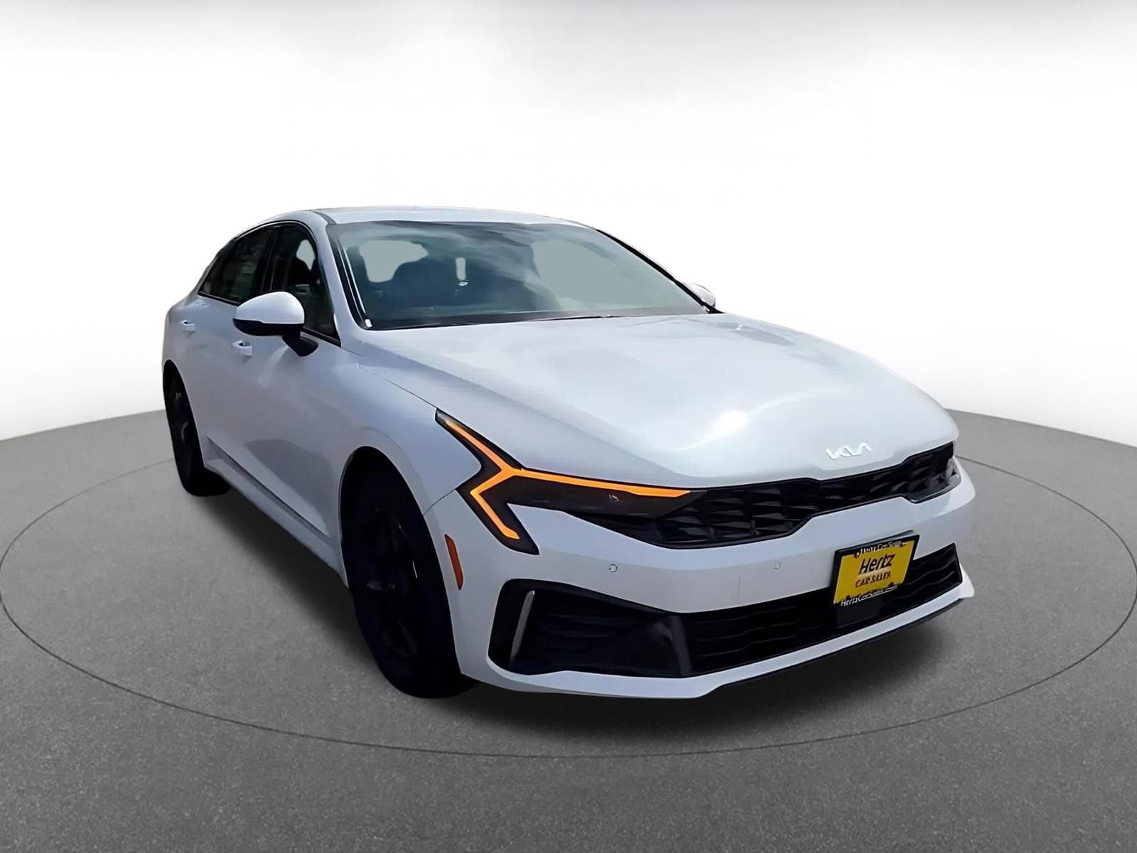 Thumbnail: 2025 Kia K5 - 3