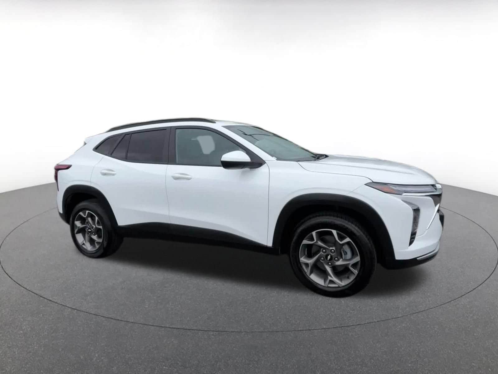Thumbnail: 2025 Chevrolet Trax - 2