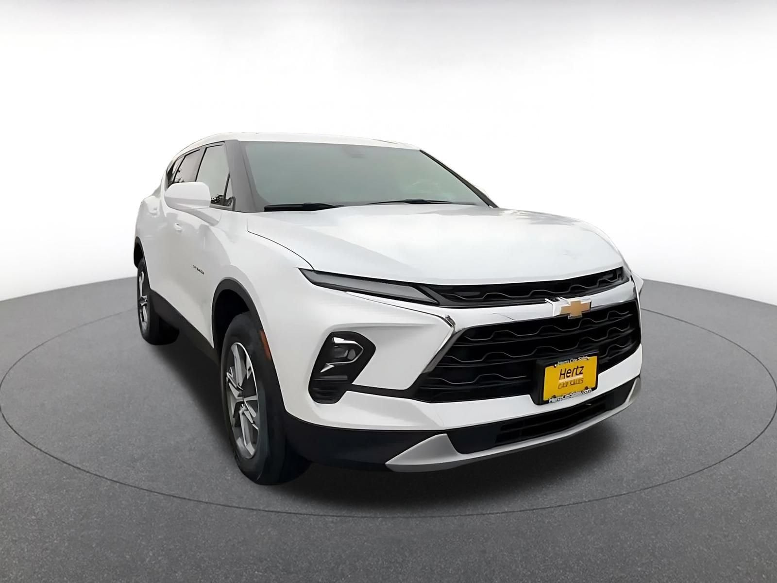 Thumbnail: 2025 Chevrolet Blazer - 3