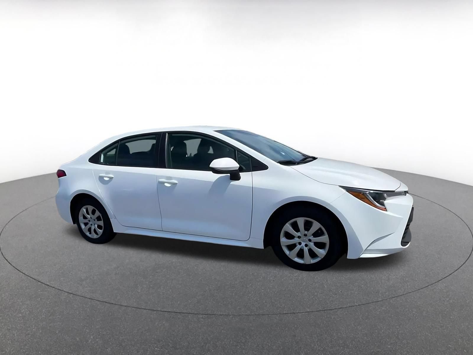 Thumbnail: 2025 Toyota Corolla - 2