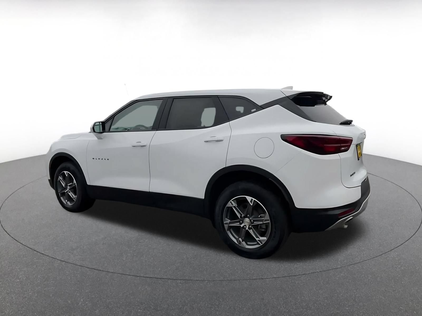 Thumbnail: 2025 Chevrolet Blazer - 9