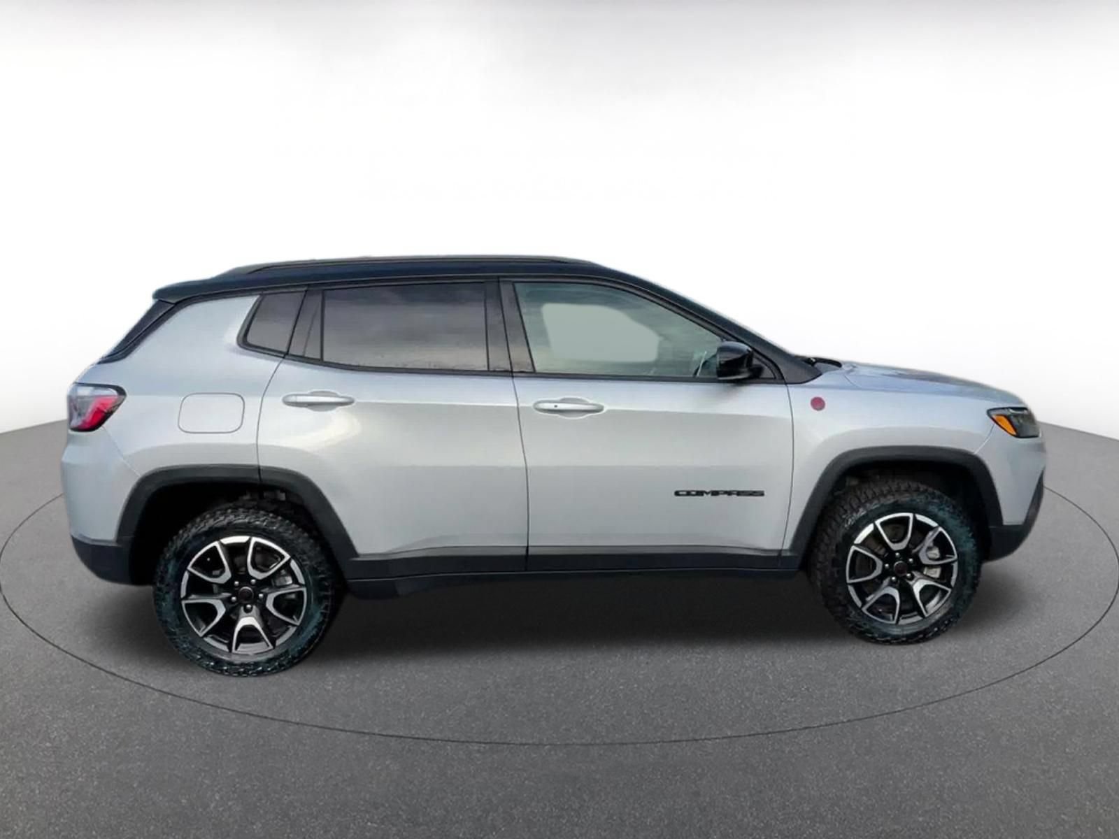 Thumbnail: 2025 Jeep Compass - 15