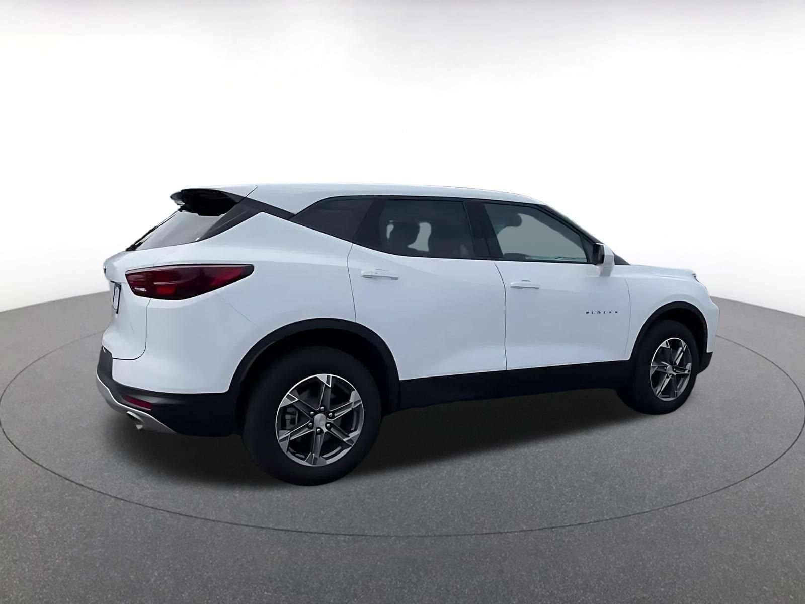 Thumbnail: 2025 Chevrolet Blazer - 14