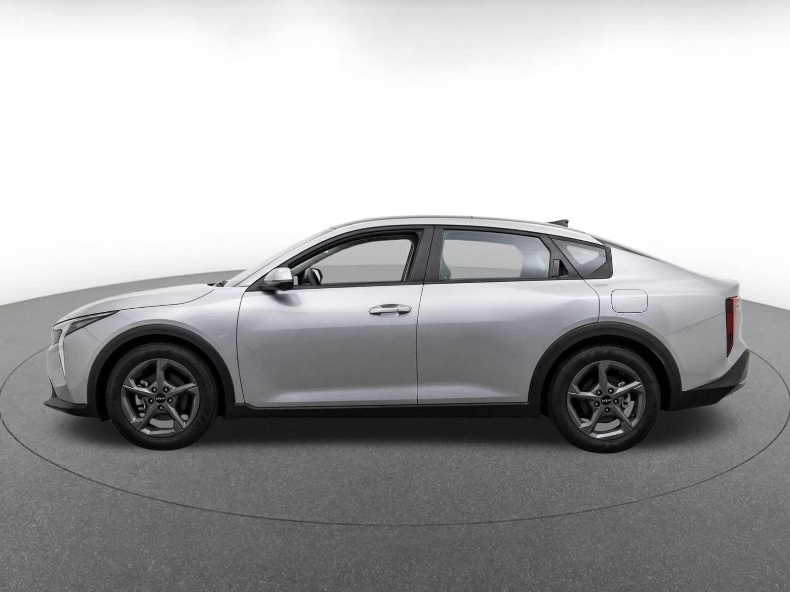 Thumbnail: 2026 Kia K4 - 4