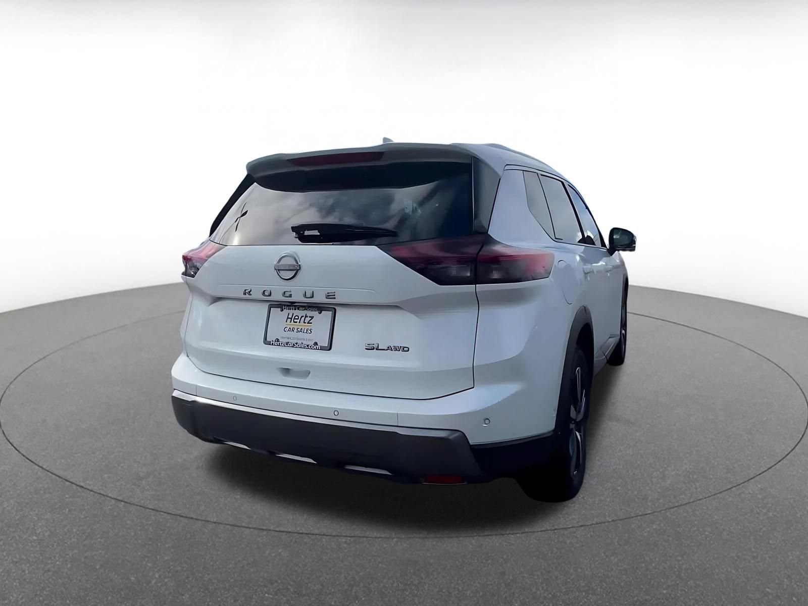 Thumbnail: 2026 Nissan Rogue - 13