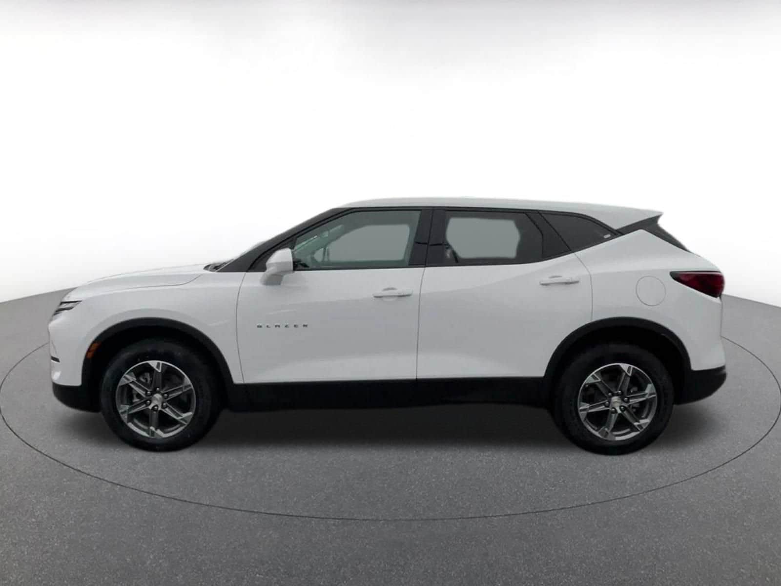 Thumbnail: 2025 Chevrolet Blazer - 8