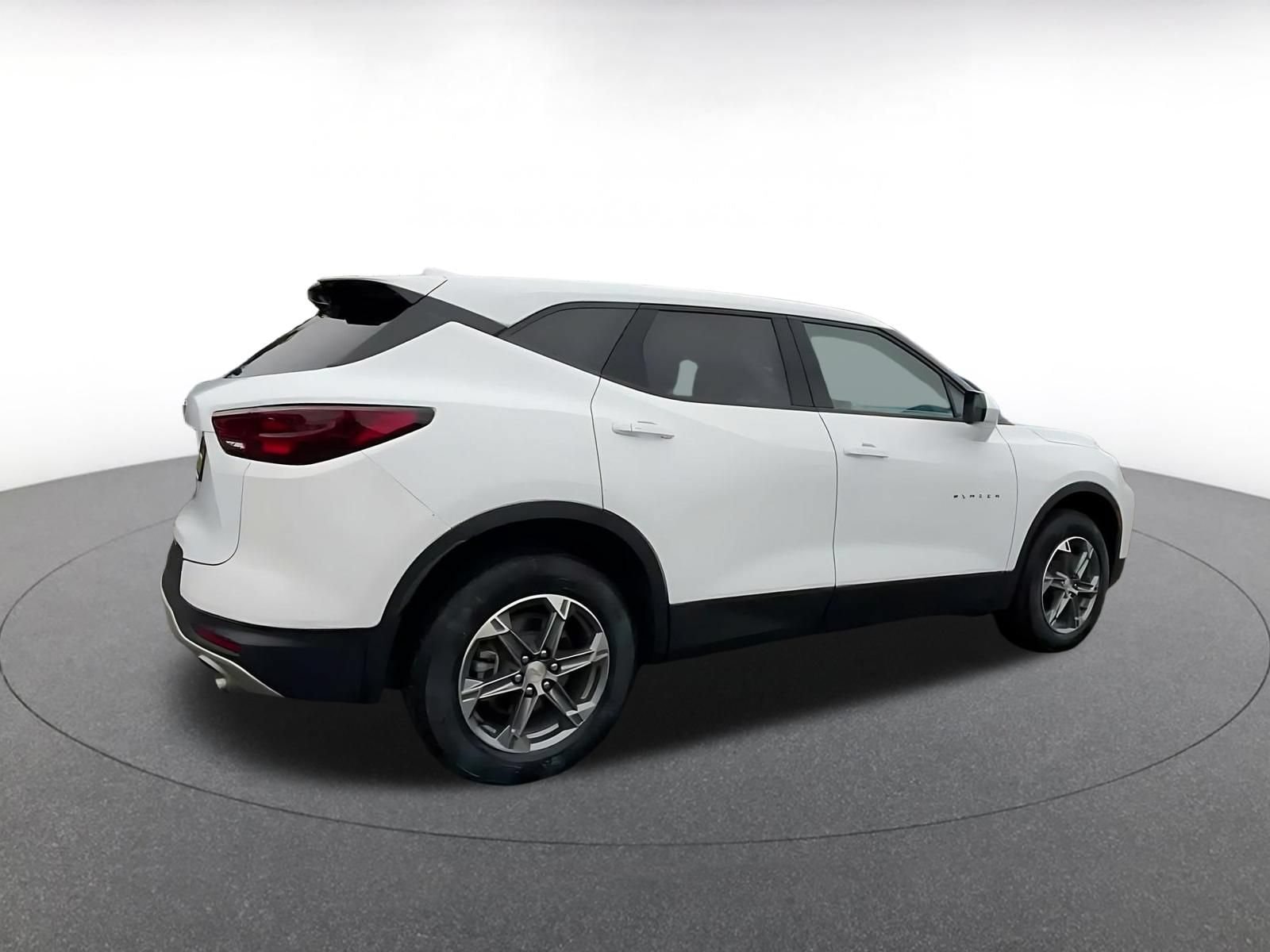 Thumbnail: 2025 Chevrolet Blazer - 14