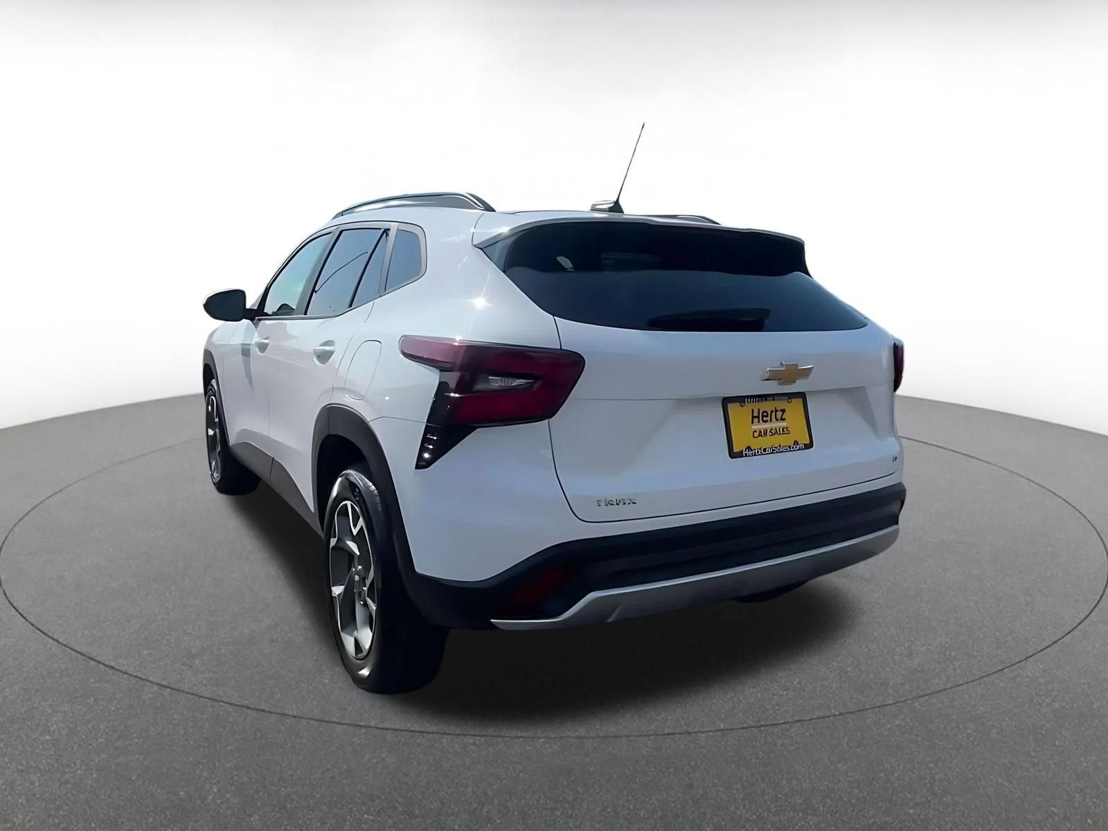 Thumbnail: 2025 Chevrolet Trax - 10