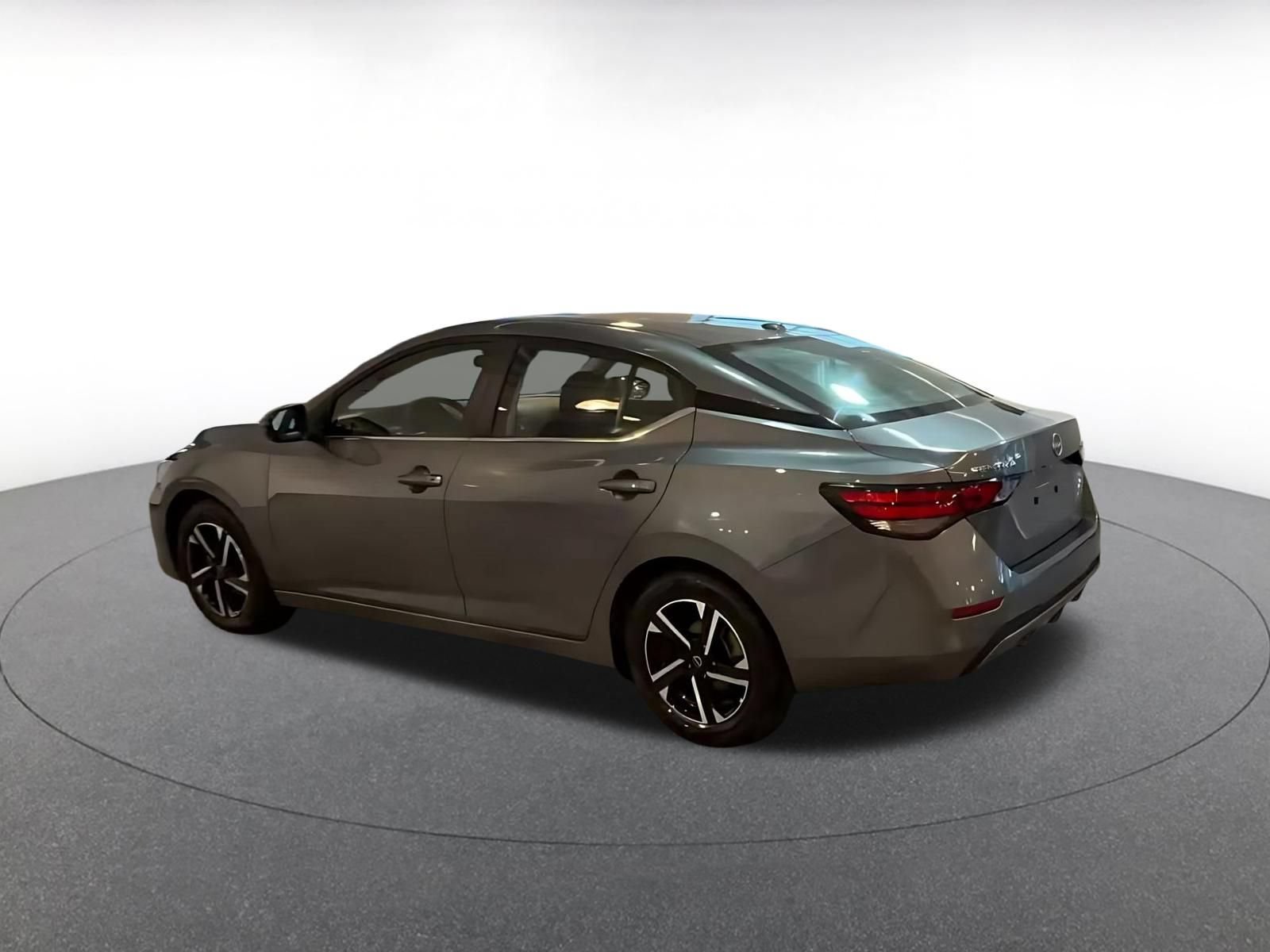 Thumbnail: 2025 Nissan Sentra - 9