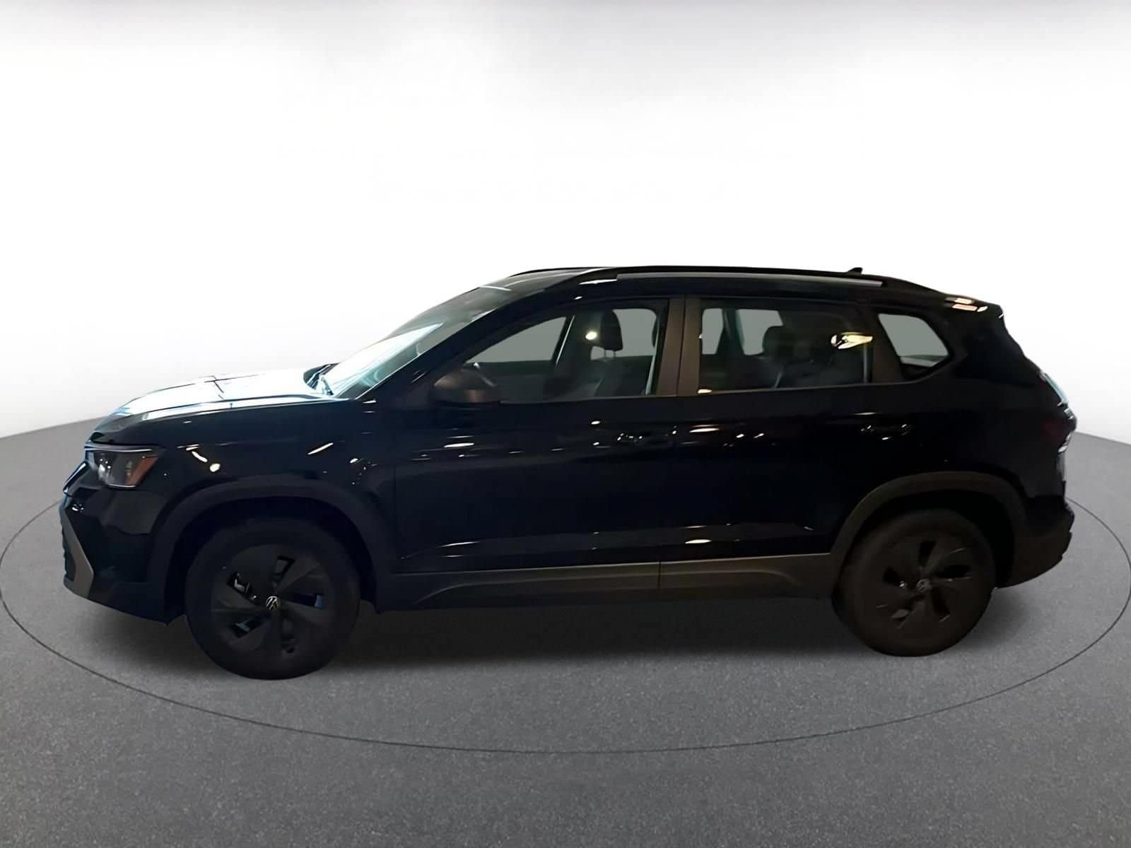 Thumbnail: 2026 Volkswagen Taos - 7