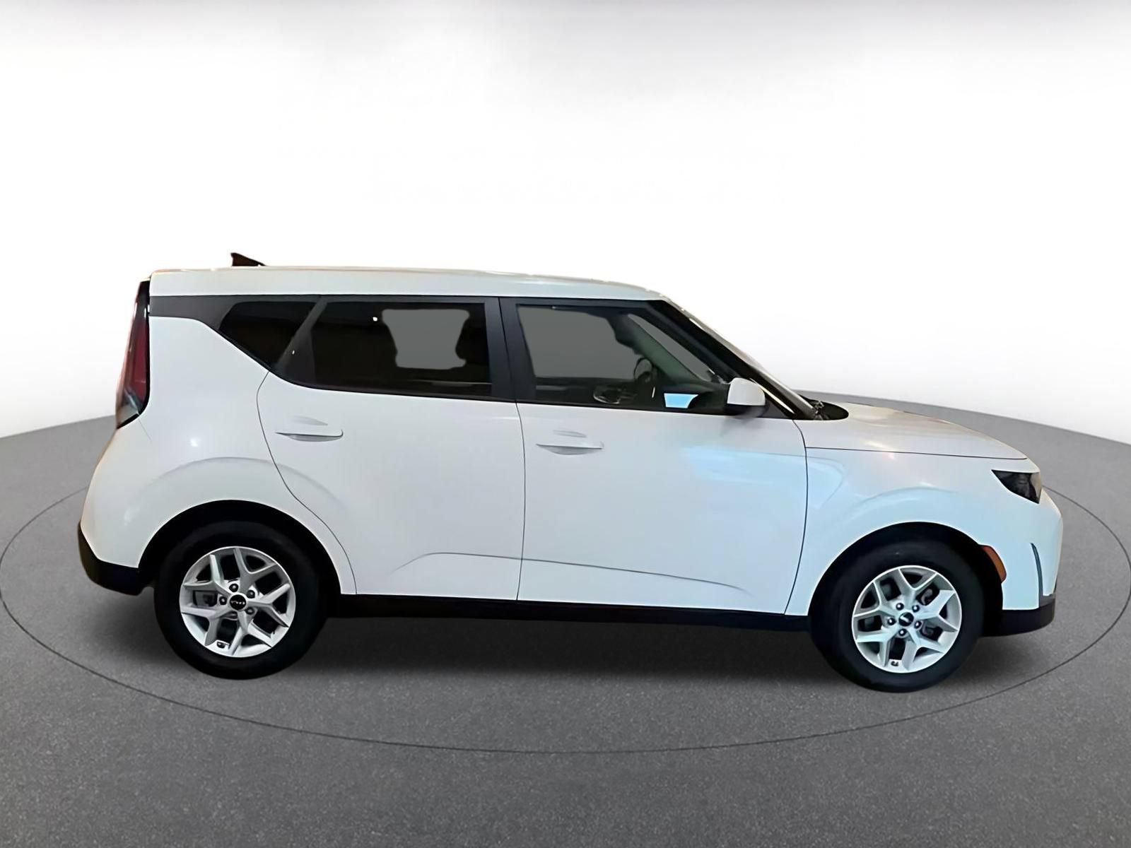Thumbnail: 2025 Kia Soul - 14