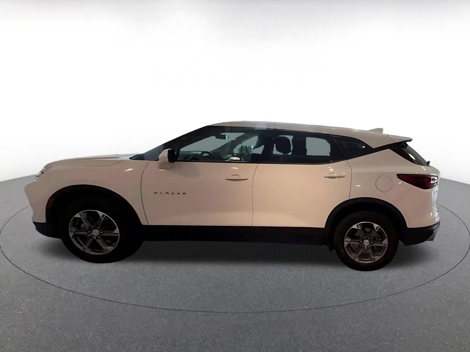 Thumbnail: 2025 Chevrolet Blazer - 8