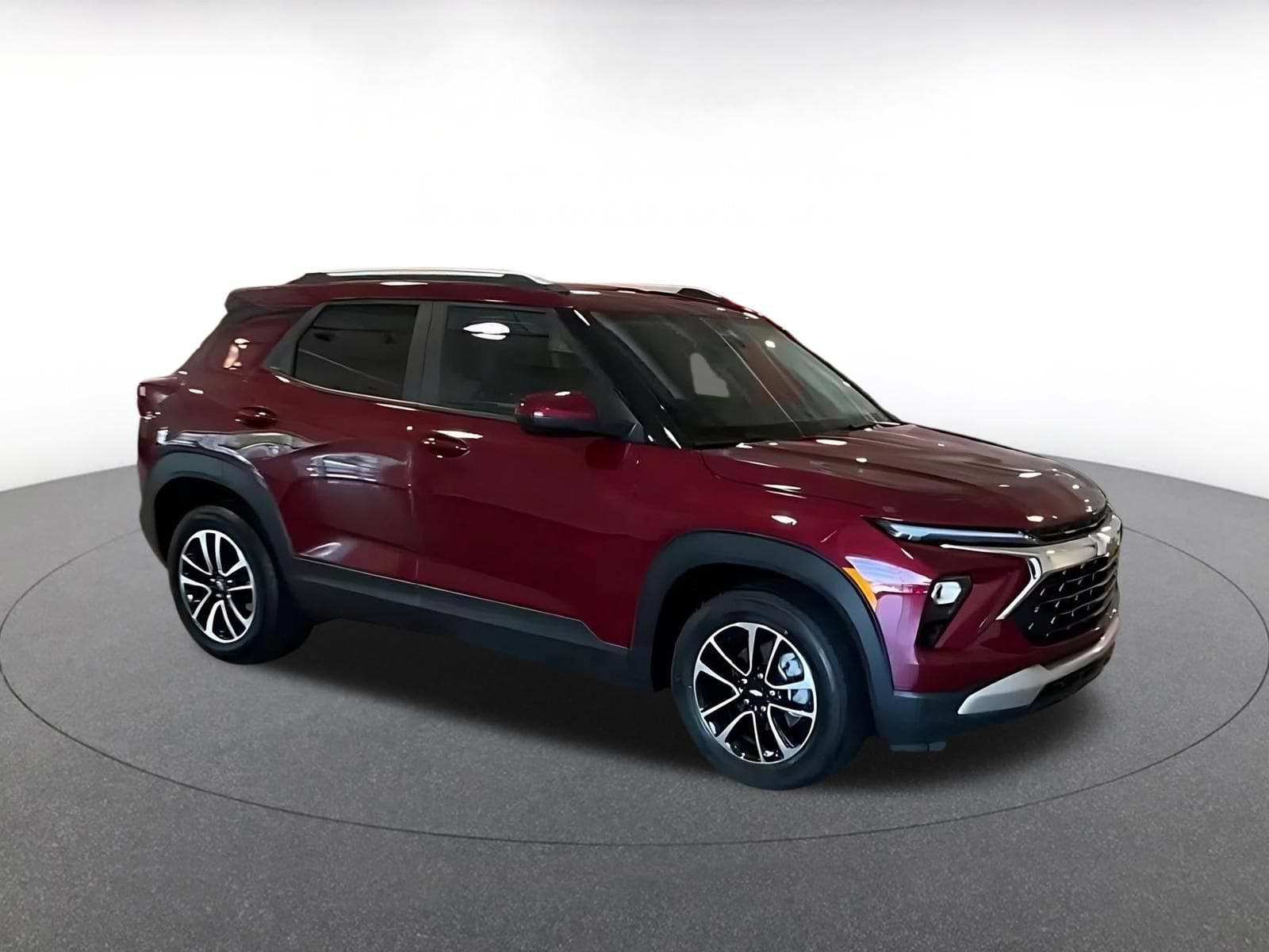 Thumbnail: 2025 Chevrolet TrailBlazer - 2