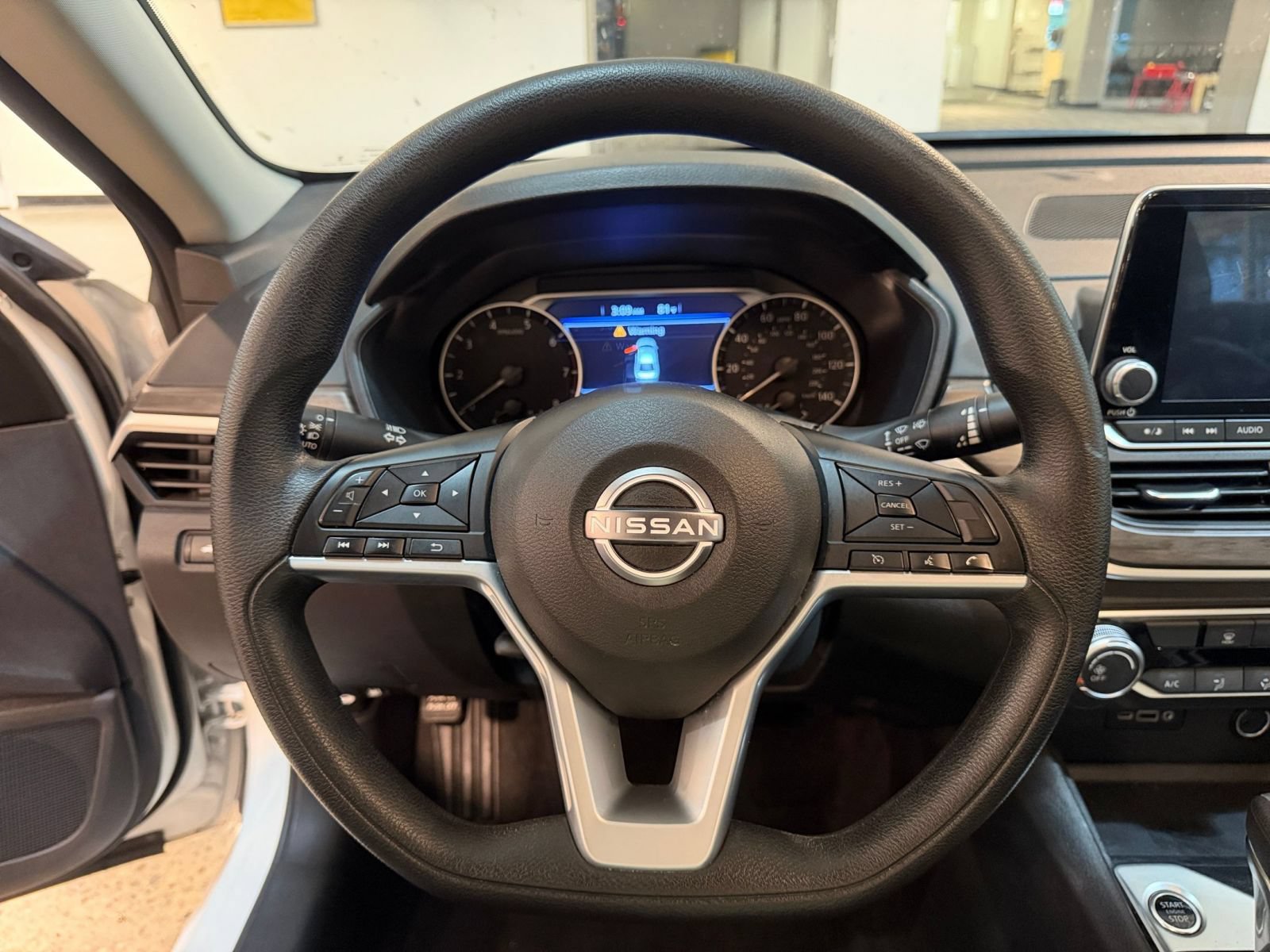 Thumbnail: 2025 Nissan Altima - 26