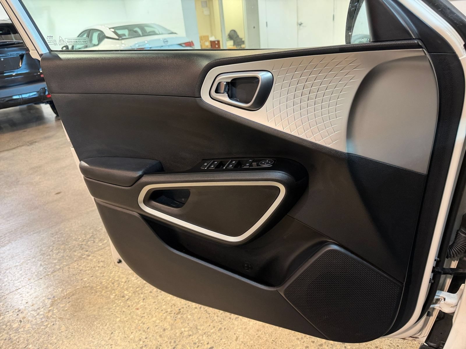 Thumbnail: 2025 Kia Soul - 18