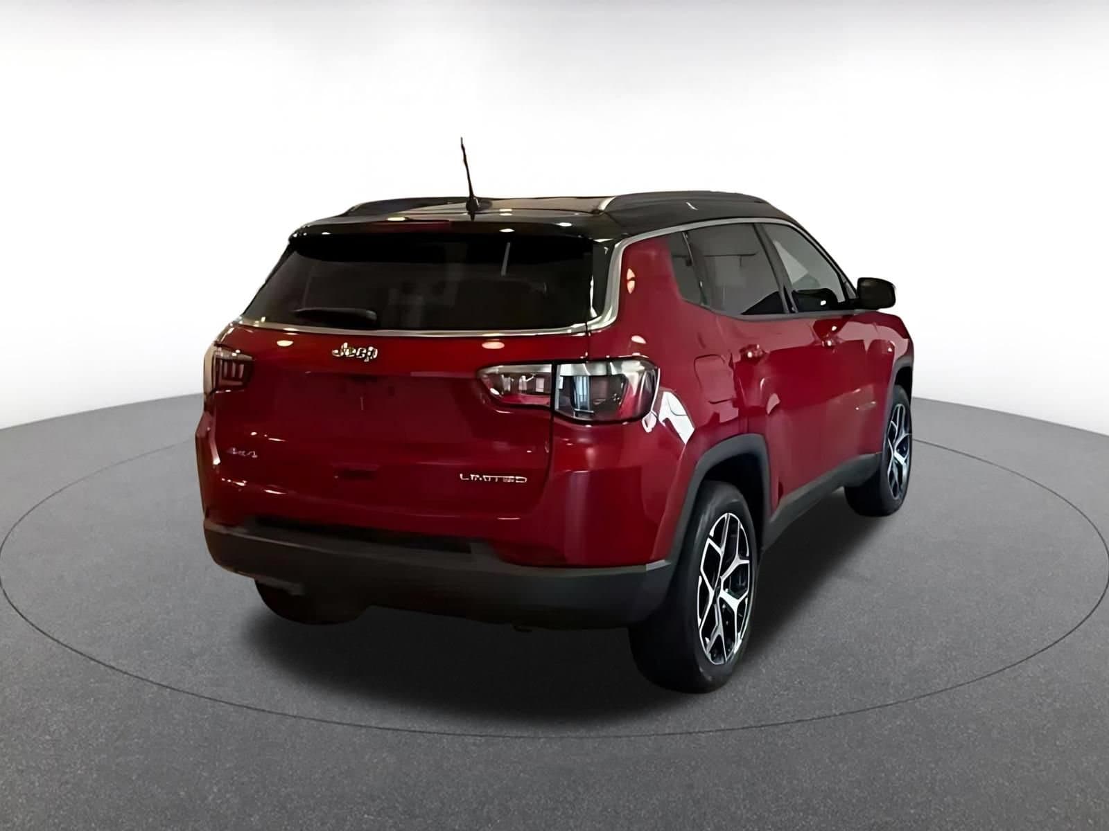Thumbnail: 2025 Jeep Compass - 14