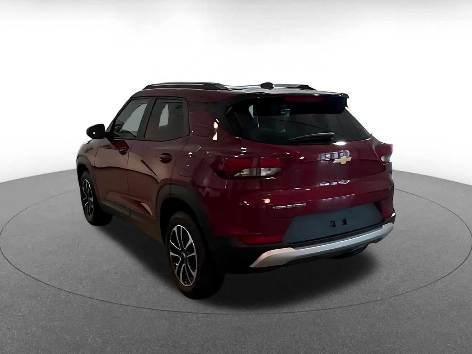 Thumbnail: 2025 Chevrolet TrailBlazer - 8