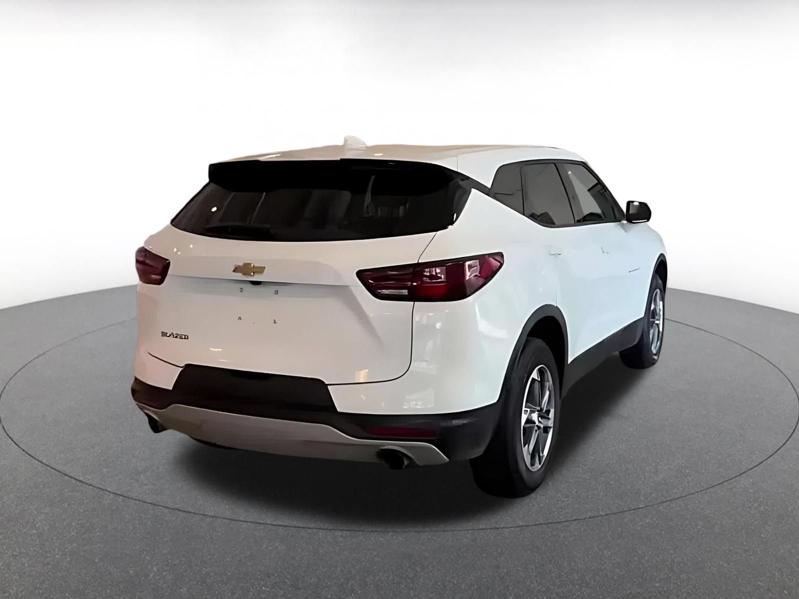Thumbnail: 2025 Chevrolet Blazer - 12