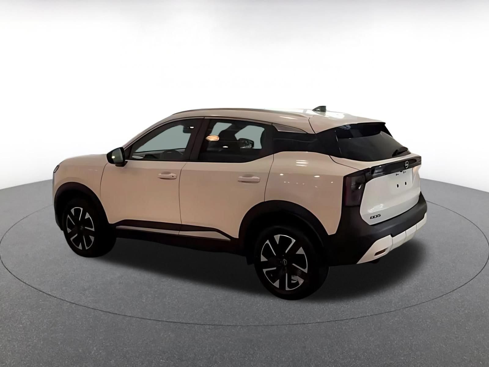 Thumbnail: 2026 Nissan Kicks - 9