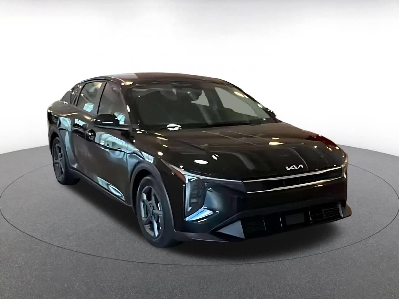 Thumbnail: 2025 Kia K4 - 3