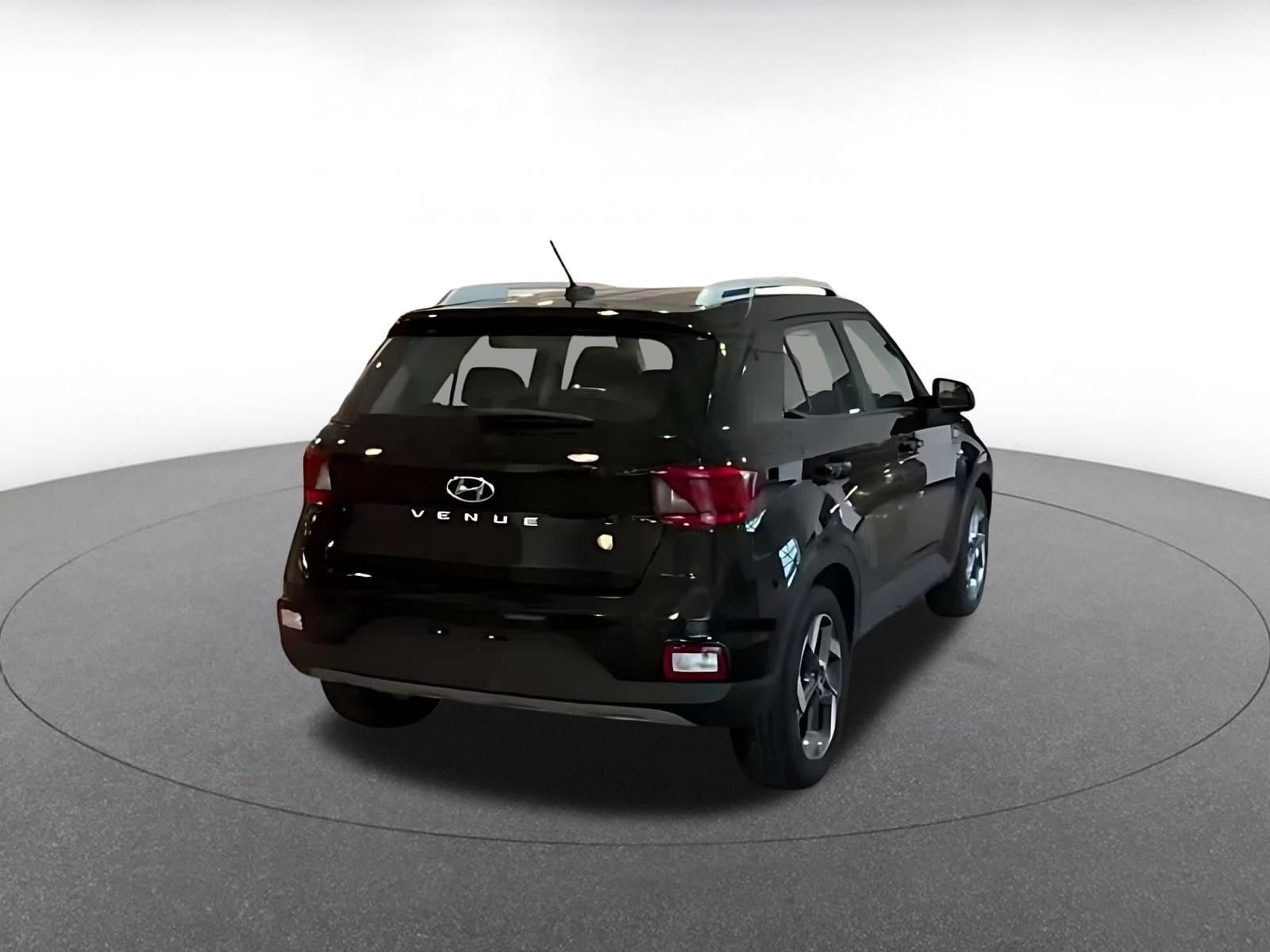 Thumbnail: 2026 Hyundai Venue - 13