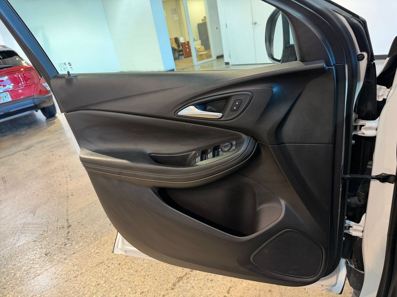 Thumbnail: 2025 Buick Encore GX - 18