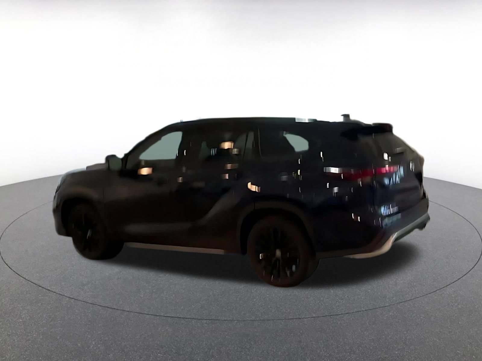 Thumbnail: 2025 Toyota Highlander - 9