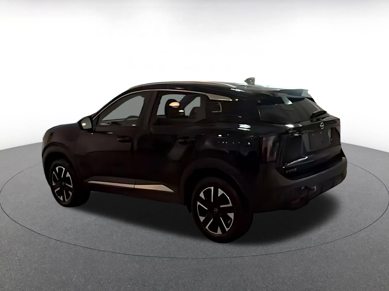 Thumbnail: 2026 Nissan Kicks - 13