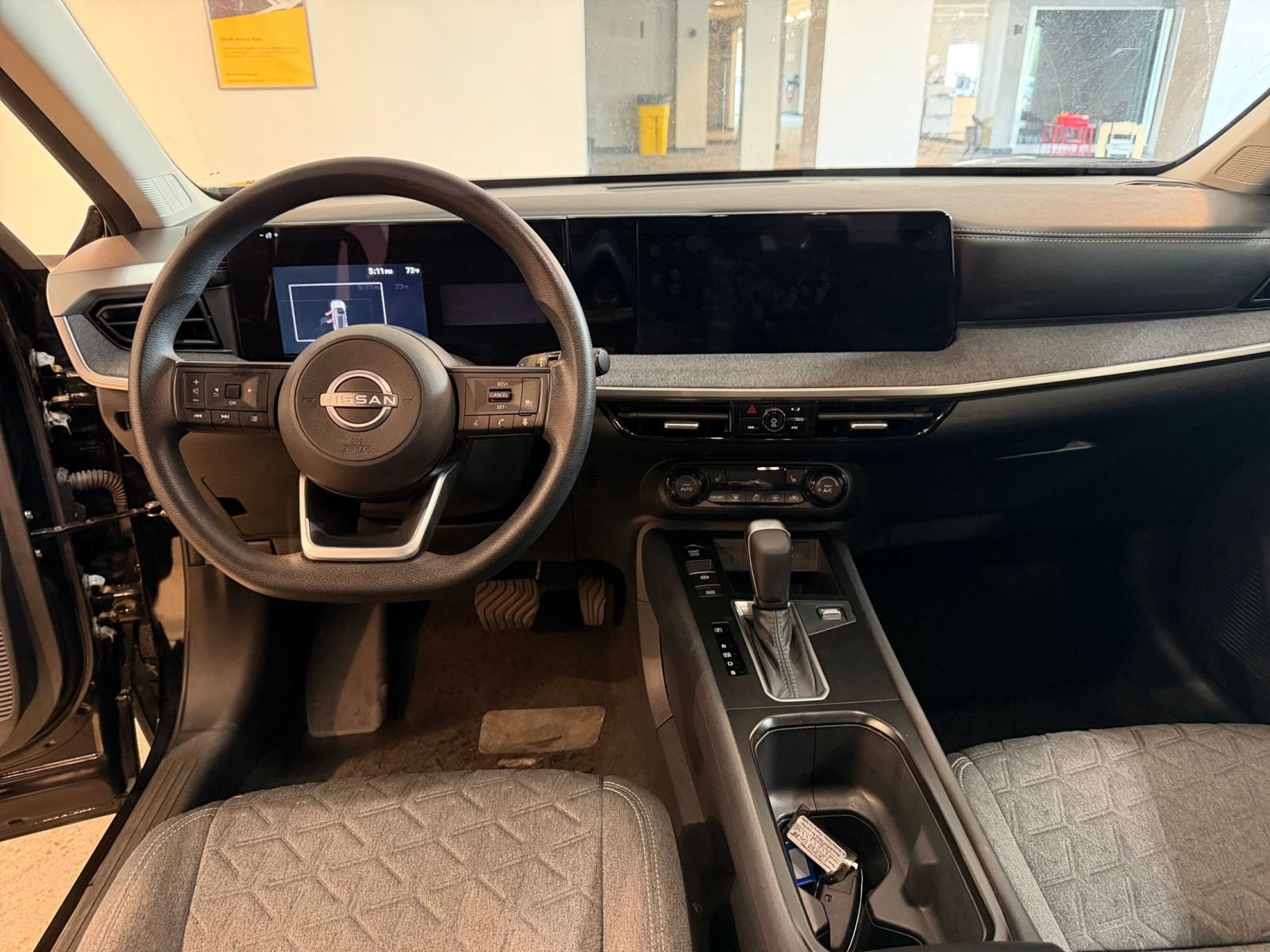 Thumbnail: 2026 Nissan Kicks - 32