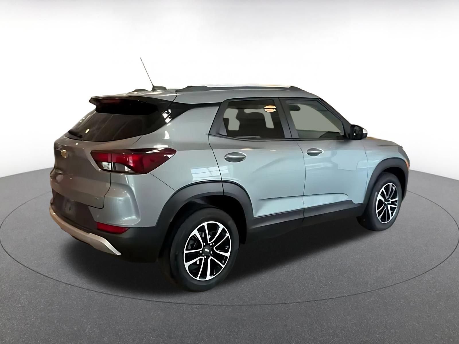 Thumbnail: 2025 Chevrolet TrailBlazer - 13