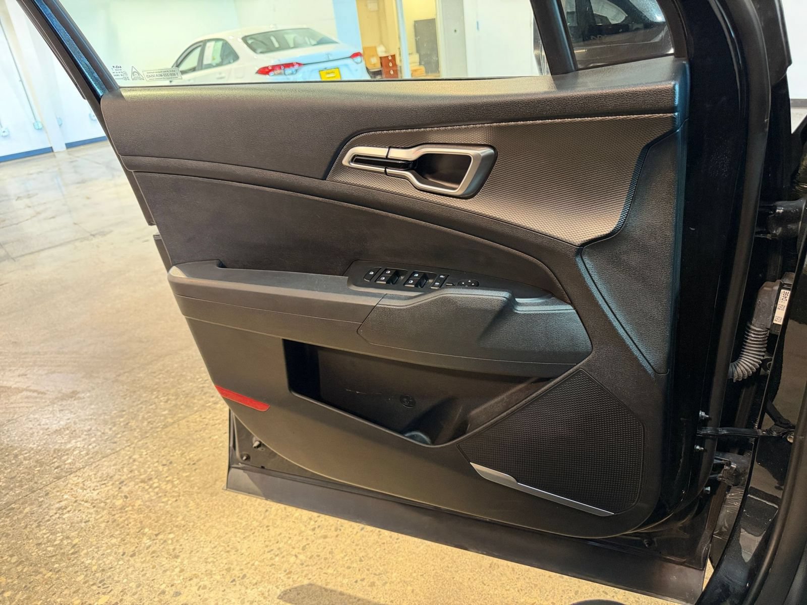 Thumbnail: 2024 Kia Sportage - 18