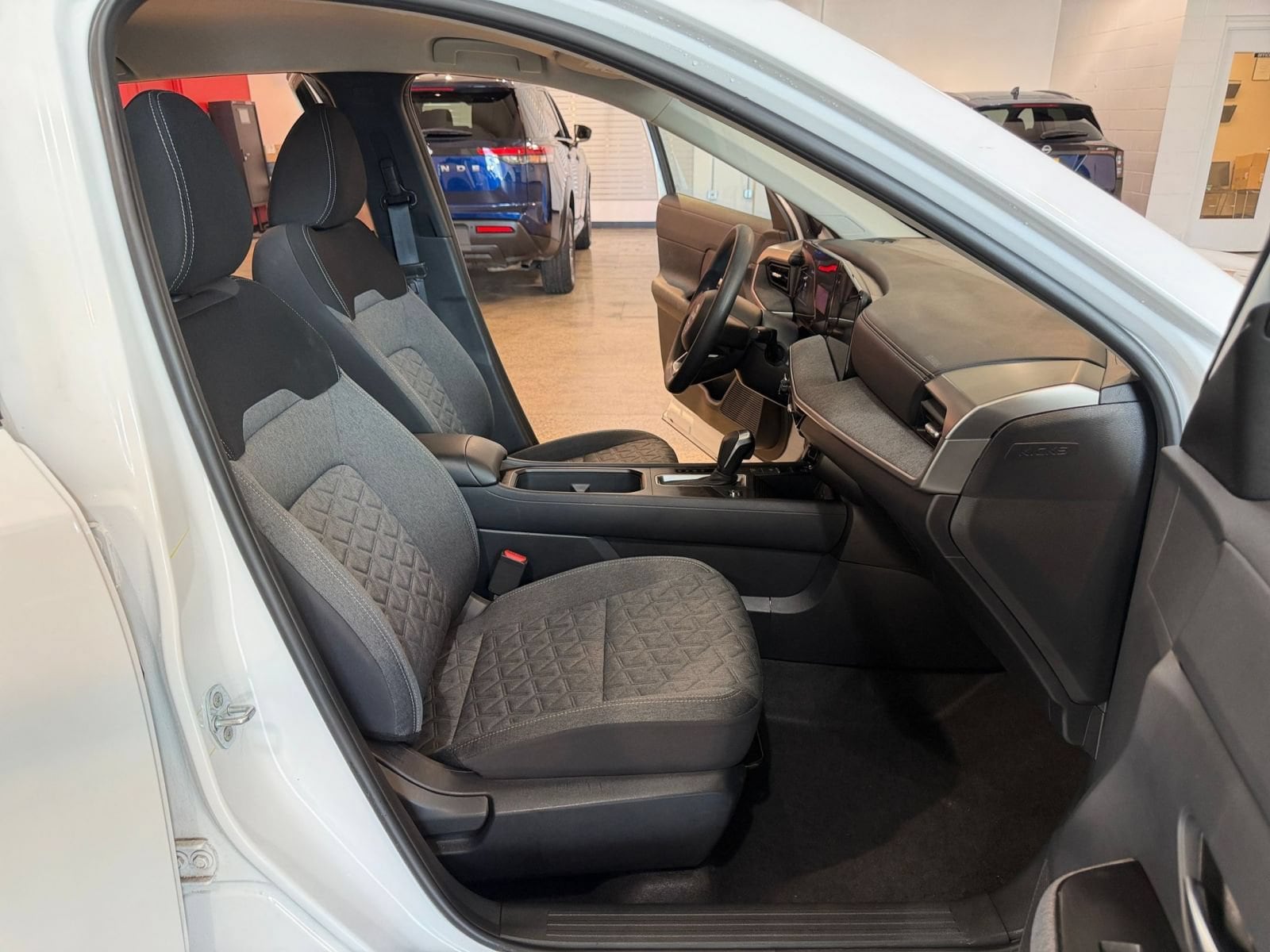 Thumbnail: 2026 Nissan Kicks - 34