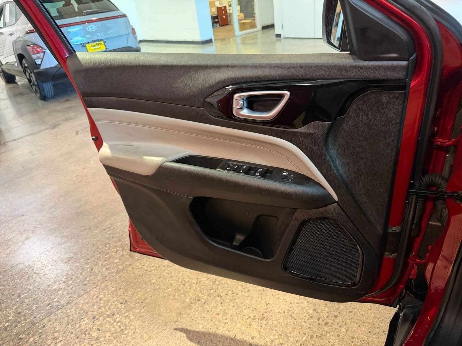 Thumbnail: 2025 Jeep Compass - 18