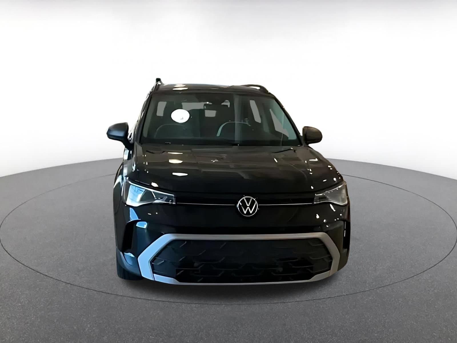 Thumbnail: 2026 Volkswagen Taos - 3