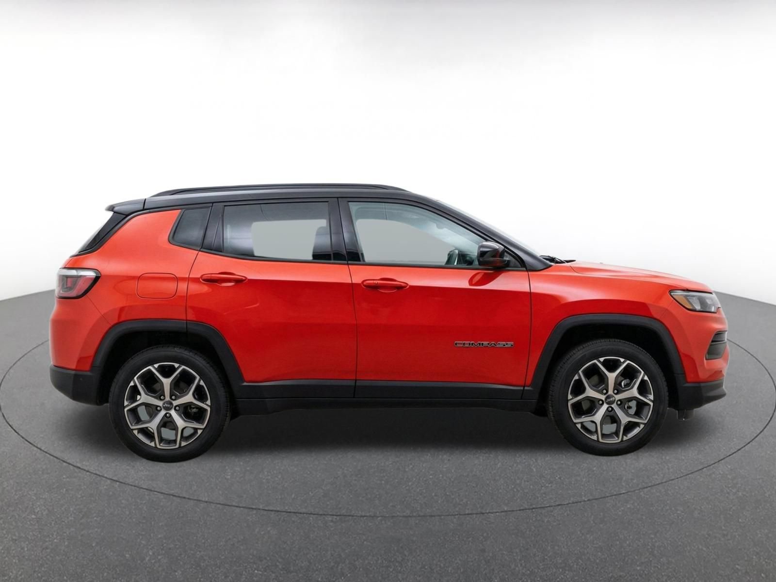 Thumbnail: 2025 Jeep Compass - 9