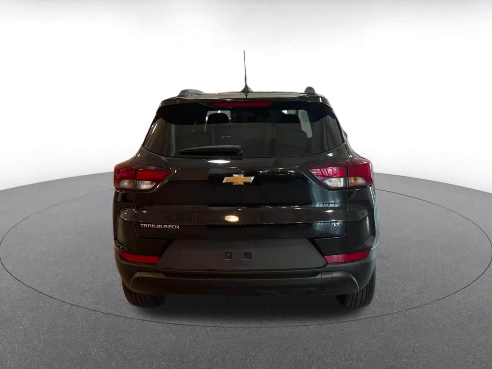 Thumbnail: 2025 Chevrolet TrailBlazer - 12