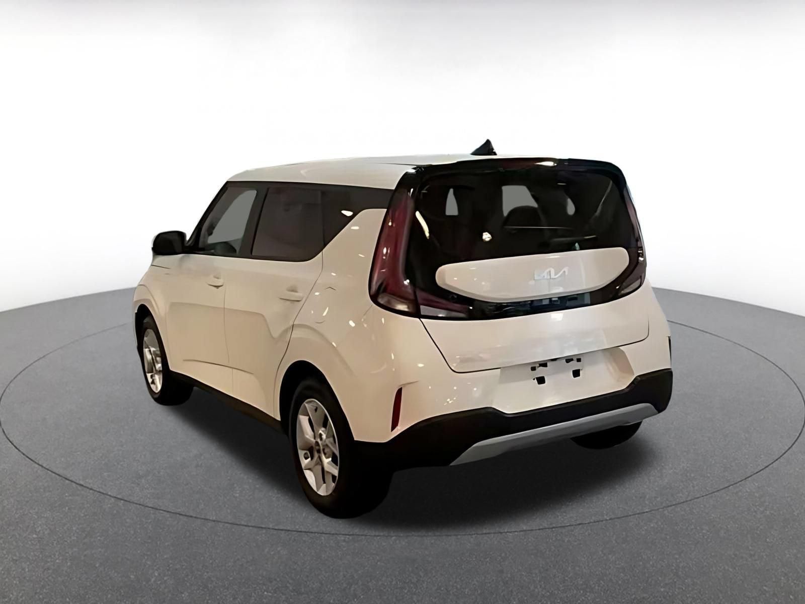Thumbnail: 2025 Kia Soul - 9