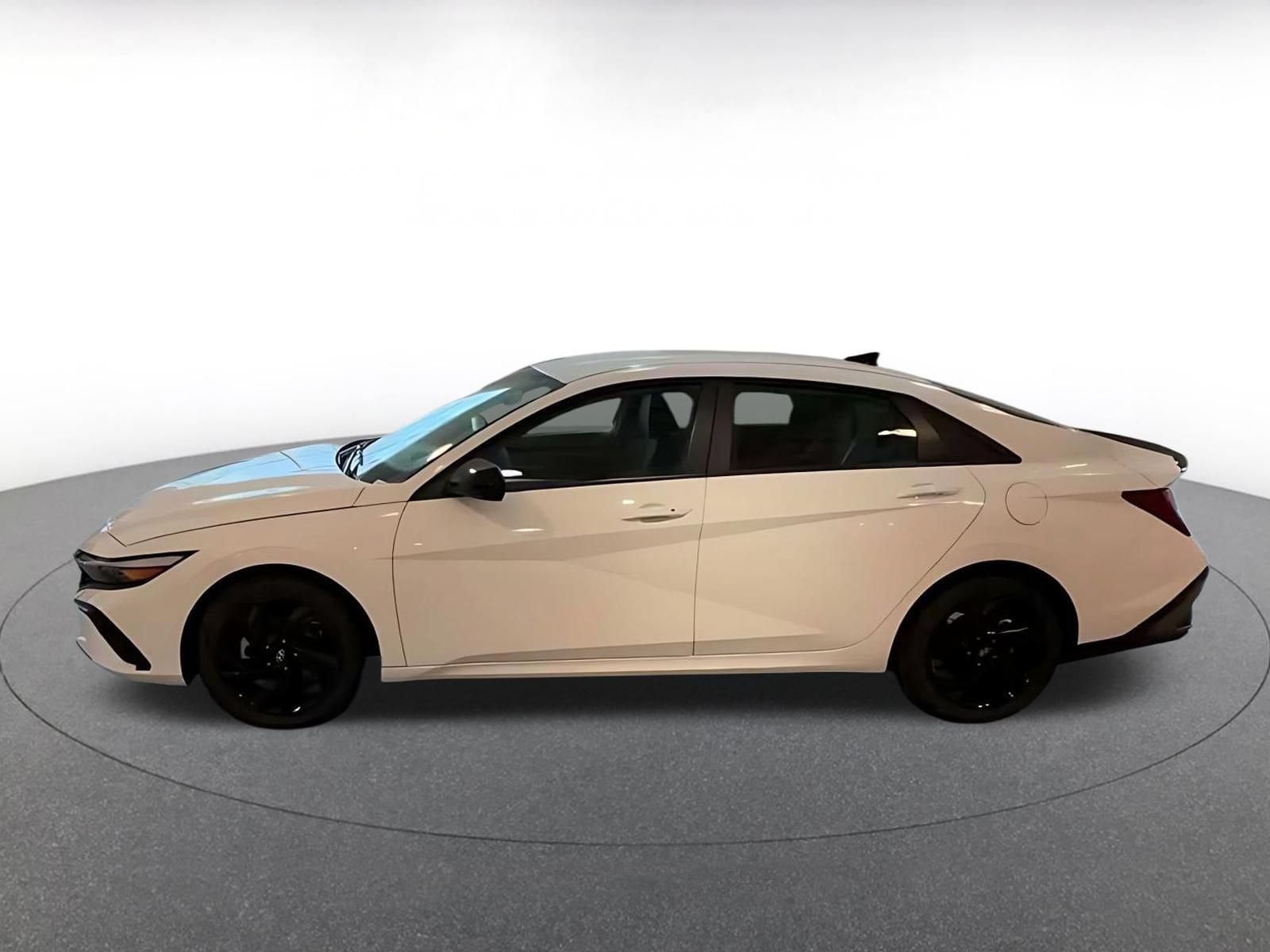 Thumbnail: 2026 Hyundai Elantra - 12