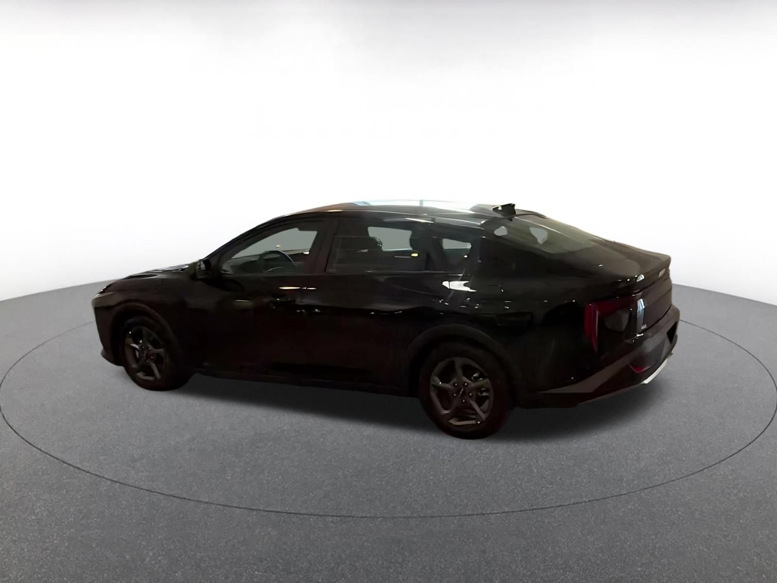 Thumbnail: 2025 Kia K4 - 7