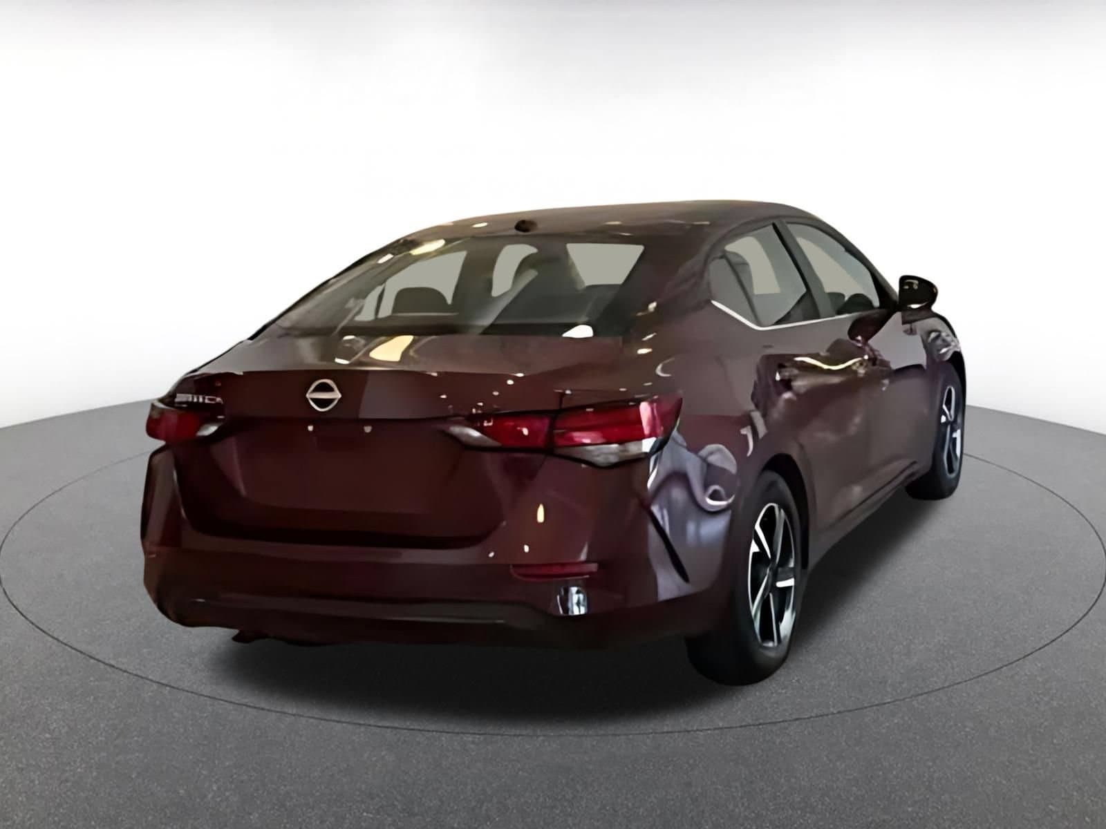 Thumbnail: 2025 Nissan Sentra - 10