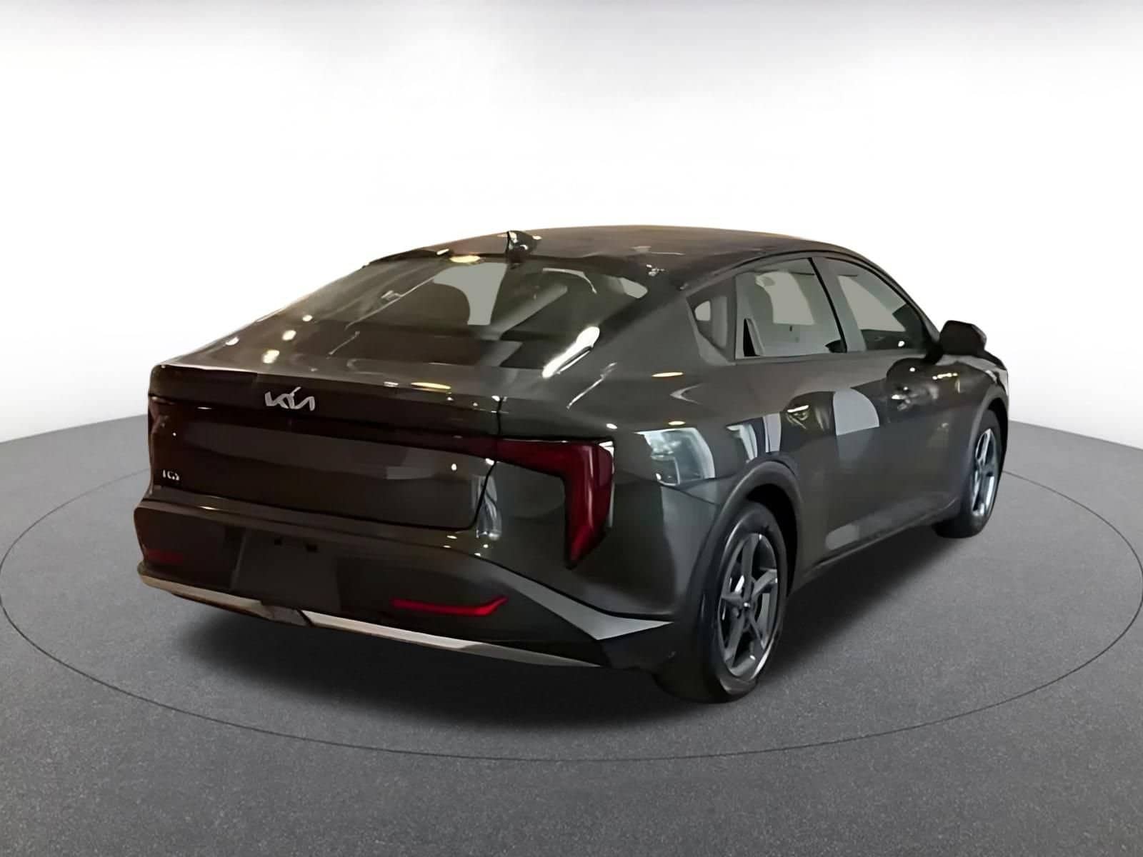 Thumbnail: 2026 Kia K4 - 10