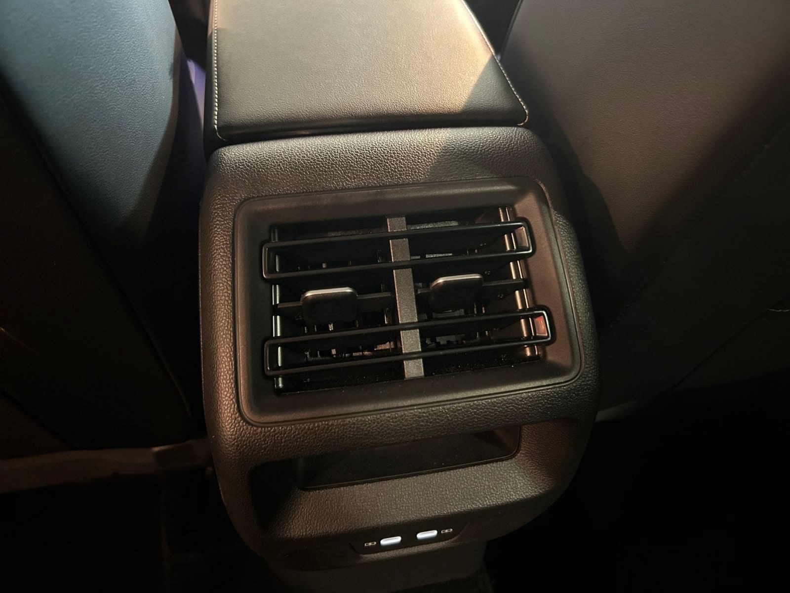 Thumbnail: 2026 Volkswagen Tiguan - 24