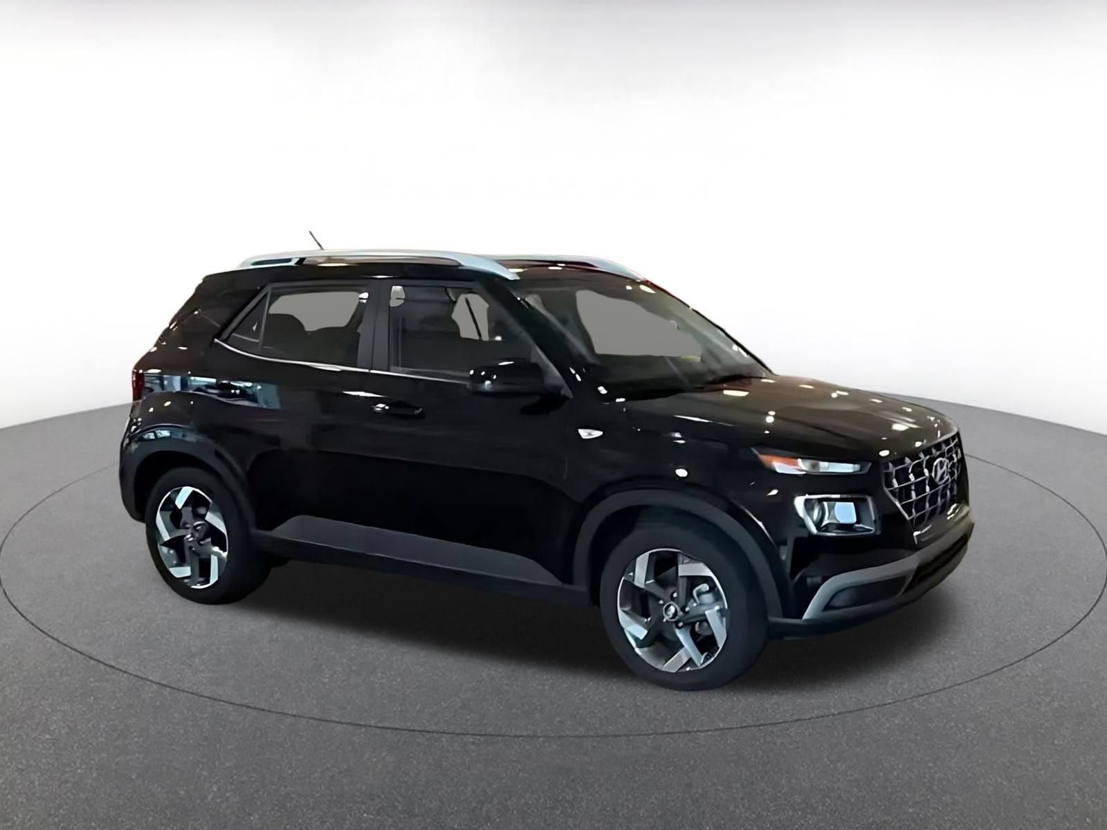 Thumbnail: 2026 Hyundai Venue - 2