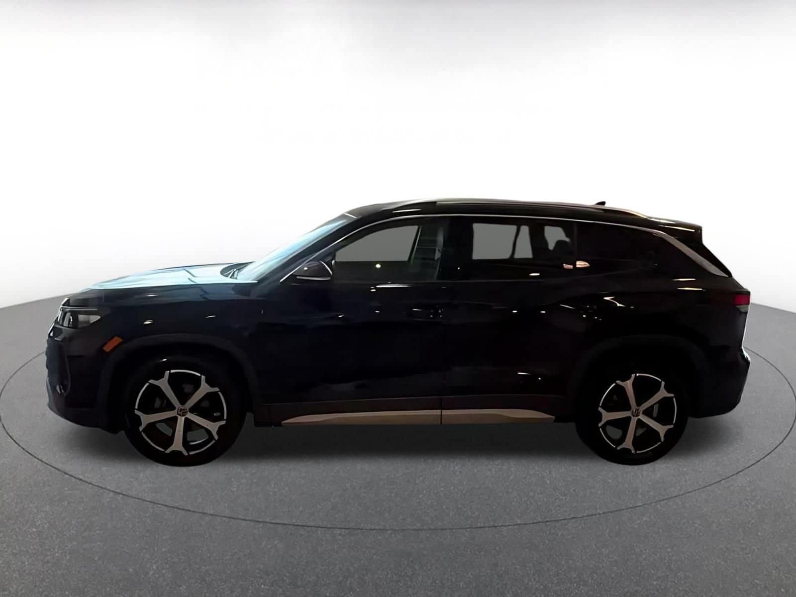 Thumbnail: 2026 Volkswagen Tiguan - 8